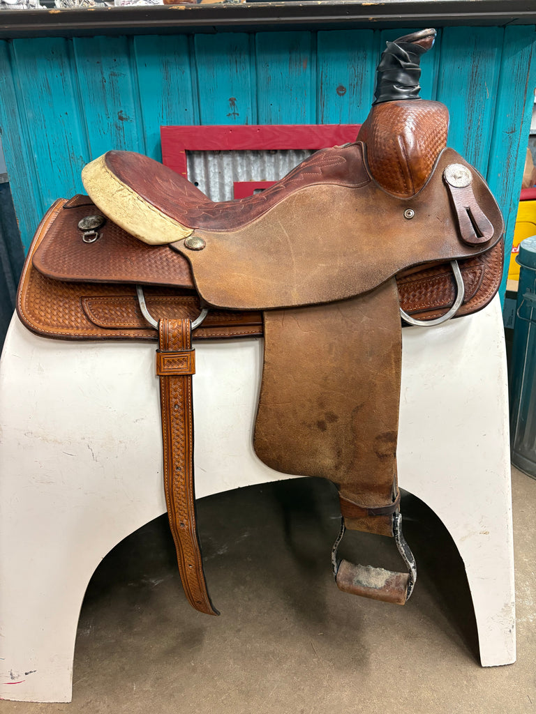 Courts Roping Saddle 16