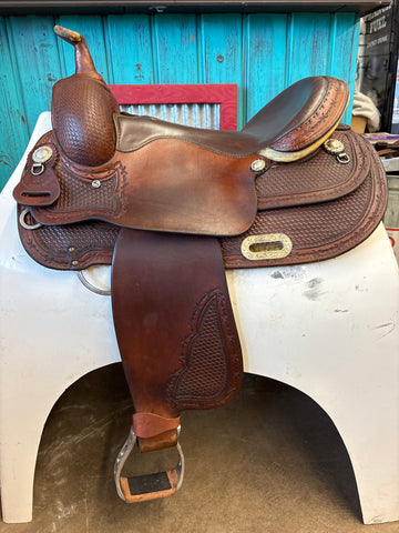 16" Seven D Trail Saddle