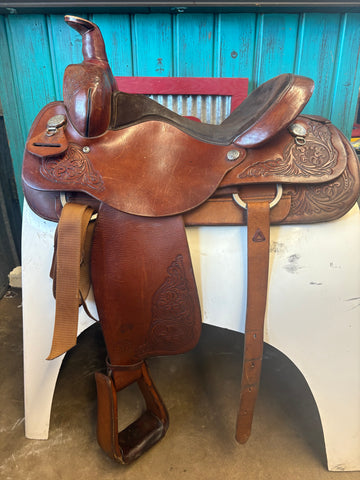 16" Circle Y Roping Saddle