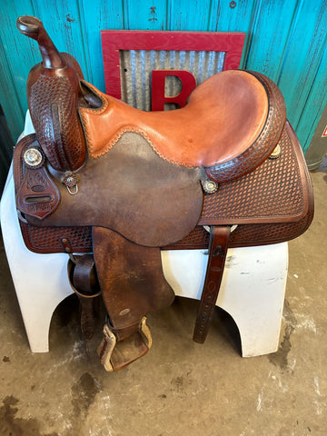 16.75" Horseman Tack Cutting Saddle