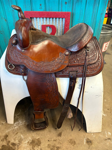 15.5" Hereford TexTan Trail Saddle